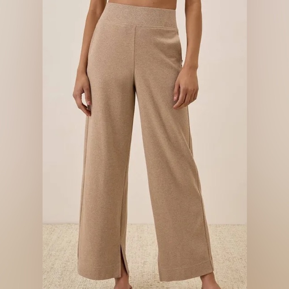 NWT Pact Airplane Wide Leg Split Hem Organic Pants Loungewear Beige Medium